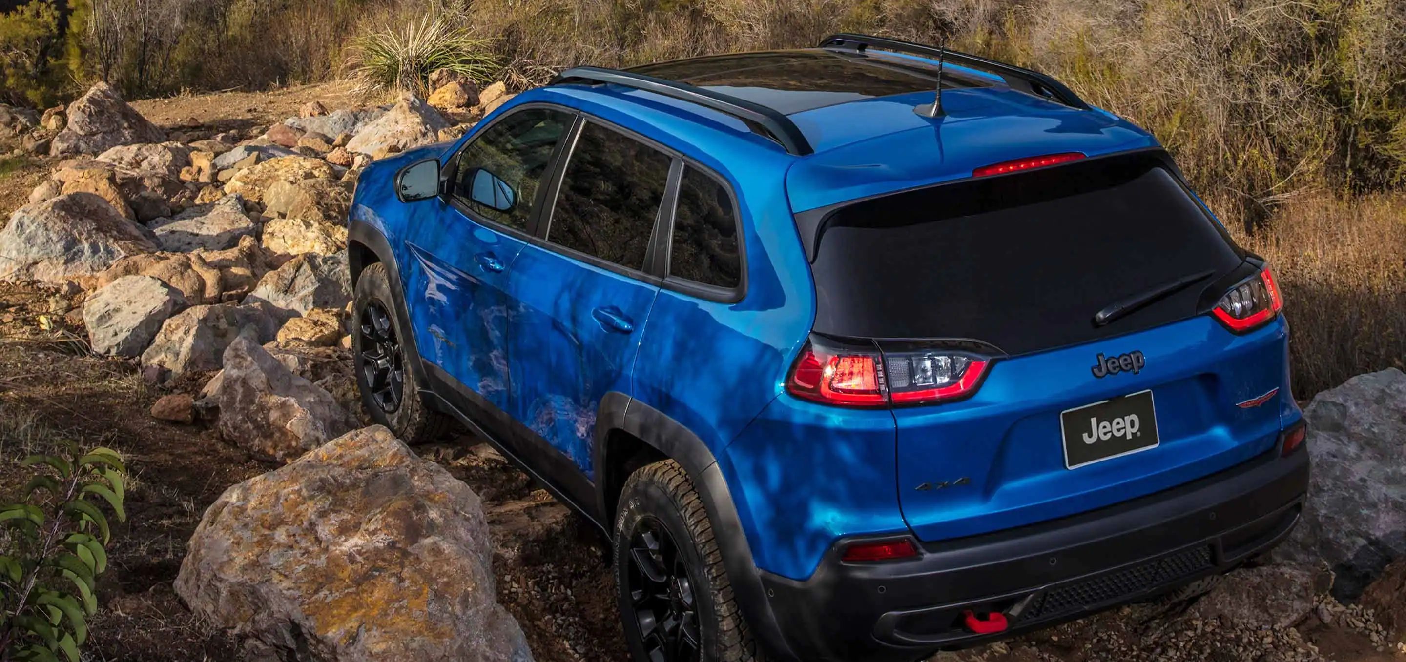 Jeep Cherokee vs Toyota RAV4 Performance