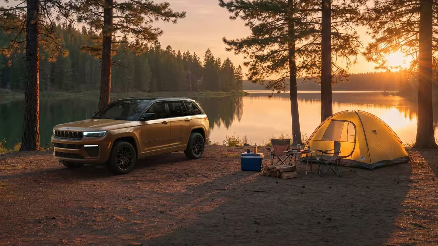 How much can the 2027 Jeep Grand Cherokee tow?